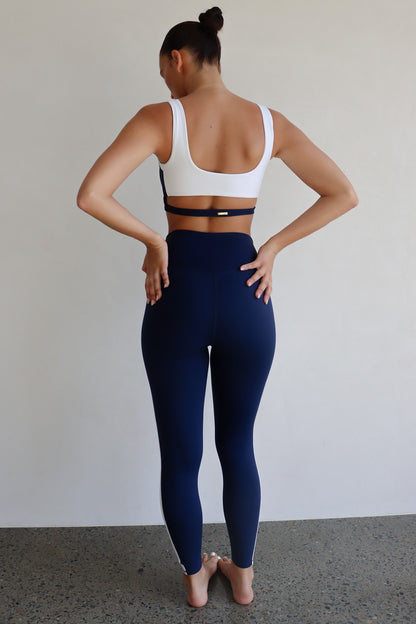 Embody Legging - Navy White