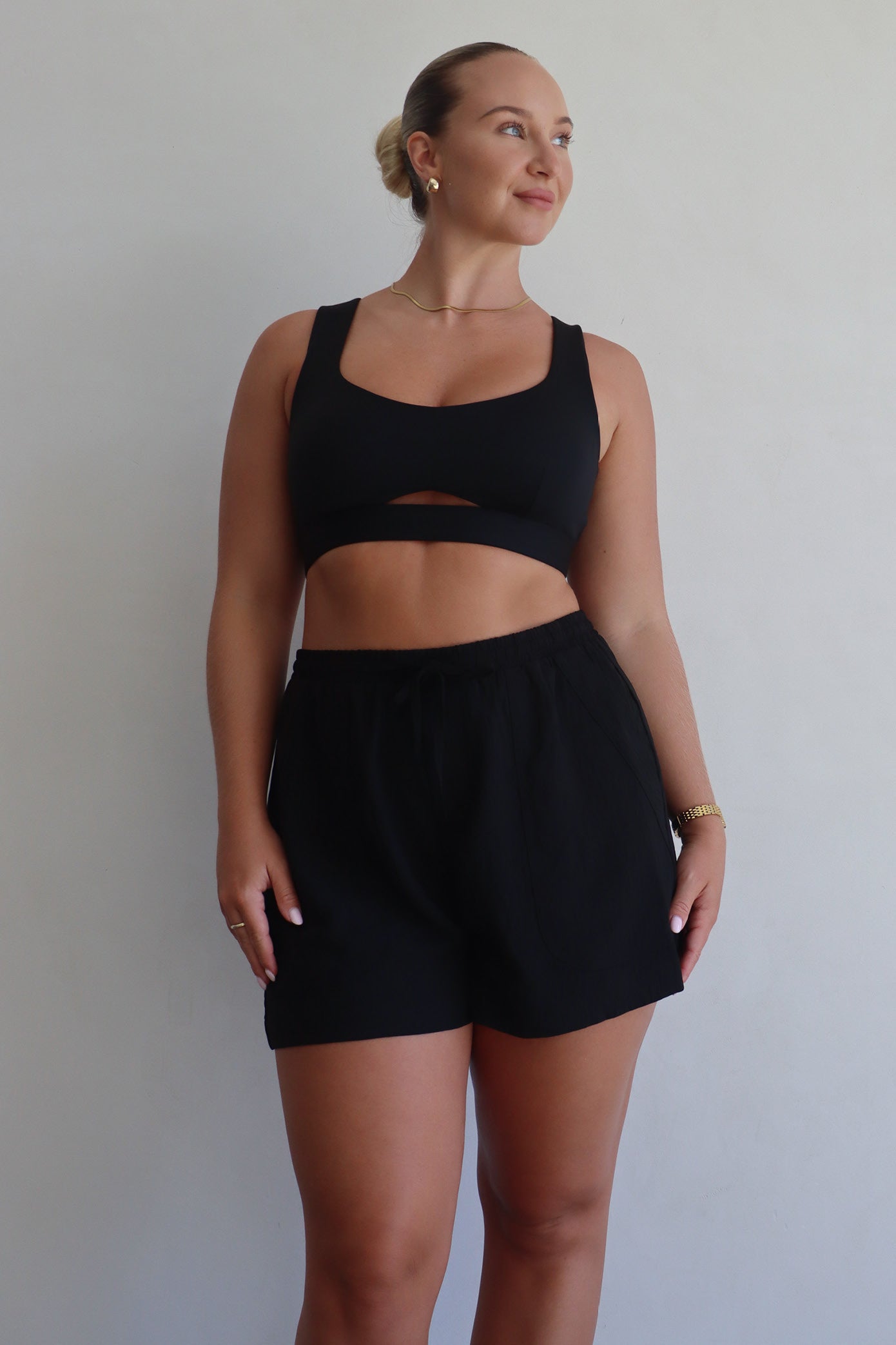 Jora Short - Black