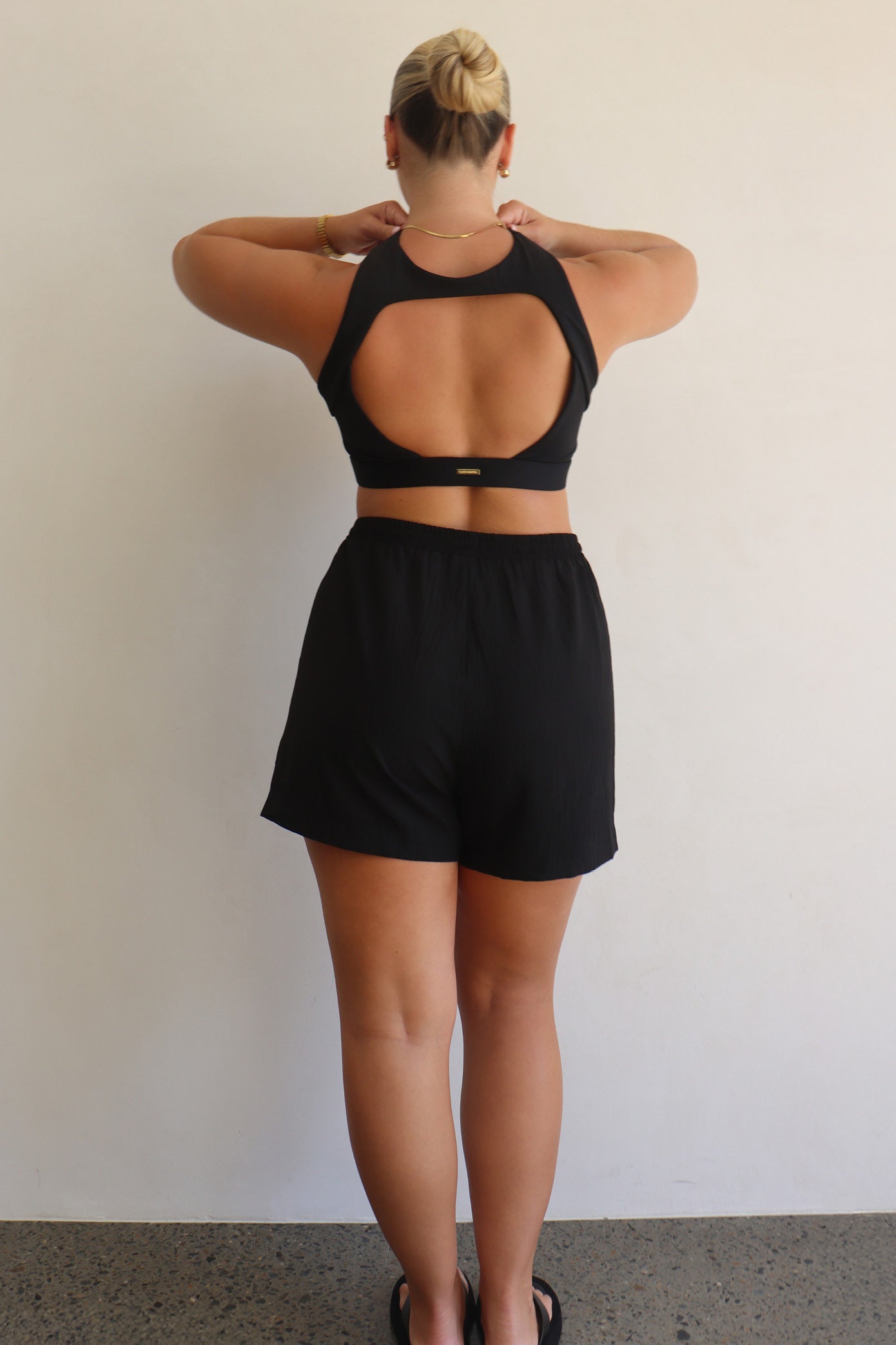 Jora Short - Black